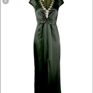✨HP✨Silk Temperly London Olive Gown w/ center slit